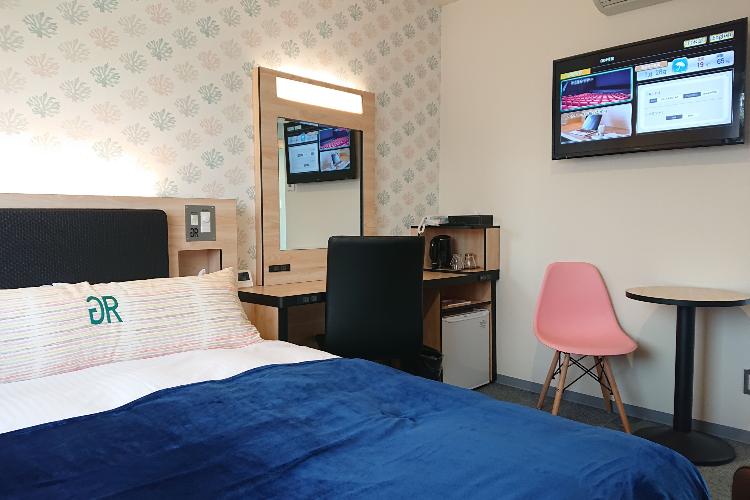 プレミアムシングル / 140cmダブルベッド■2名1室利用の場合は、ワンベッド2名利用