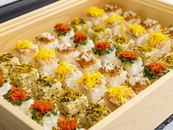 ◆朝食ビュッフェ｜スクエアおにぎり