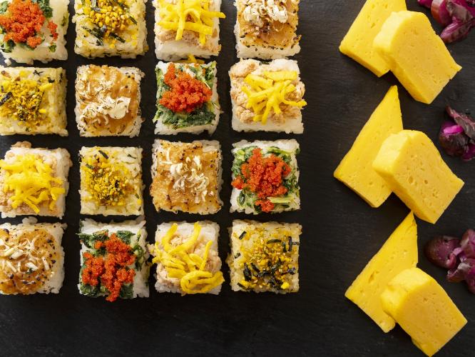 ◆朝食ビュッフェ｜スクエアおにぎり