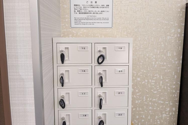 女性大浴場　貴重品ロッカー