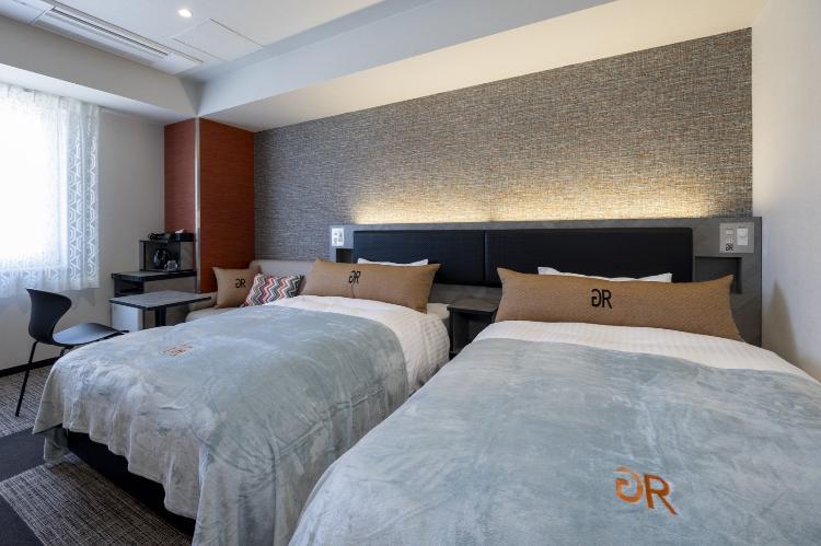 ツインルーム（1〜5名）5名様よりソファベッド対応