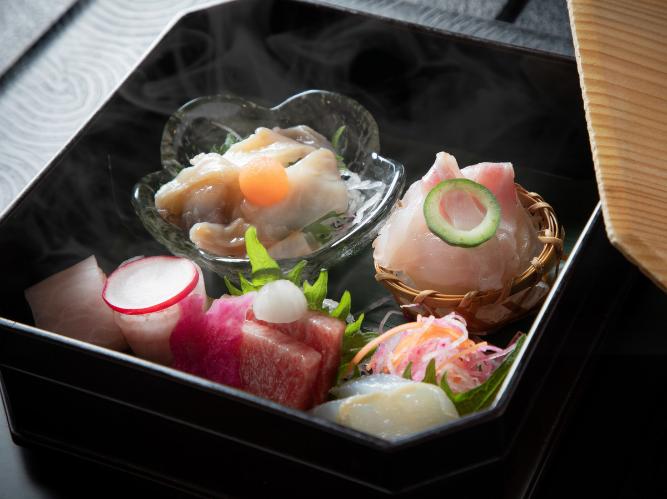 【2025冬】お造り/ホッキや活〆ソイ、真ダラ、本マグロに北前ガニなど地元&近郊産の旬魚介