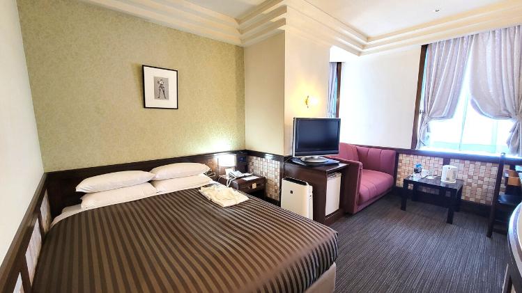 スタンダードダブル　21平米