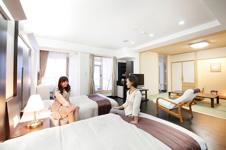 【函館山側】◇禁煙◇ 露天風呂付和洋室（60平米）足湯付