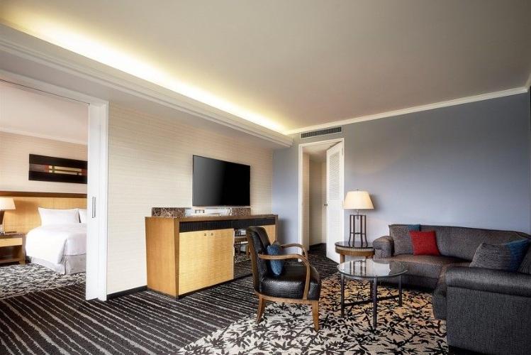 ラグジュアリージュニアスイート（大阪城公園側）60平米