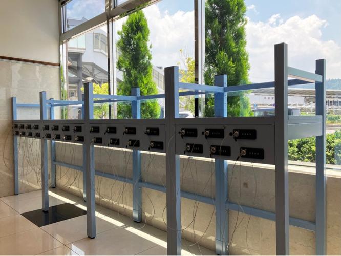 セルフロッカー（30台_宿泊者専用無料）