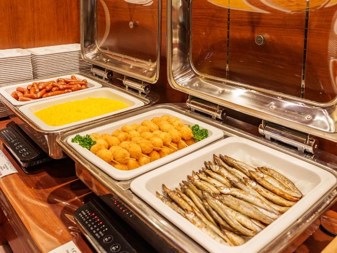 朝食バイキング