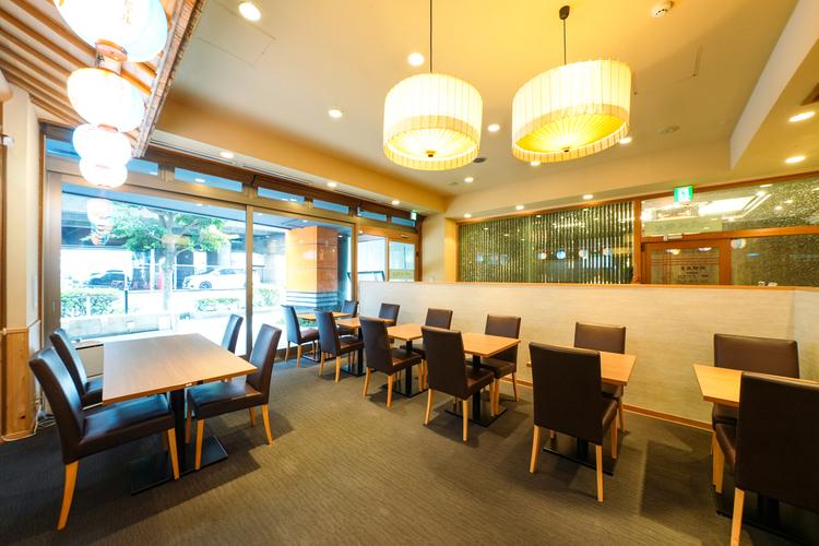 レストラン内観