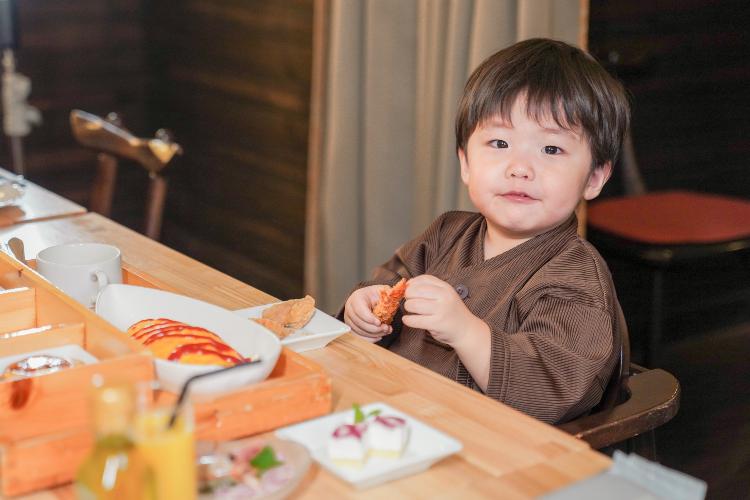 【夕食/家族旅】お子様がご満足いただける専用子食も充実。※要事前予約