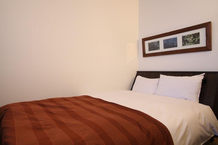 【マウントビューダブル/22平米】ベッドサイズ:140cm×205cm 1台/定員:2名