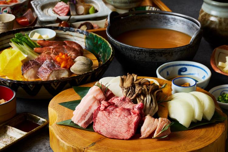 【和食レストラン-ヌプリ-】蝦夷鍋・狩人焼コース　一例