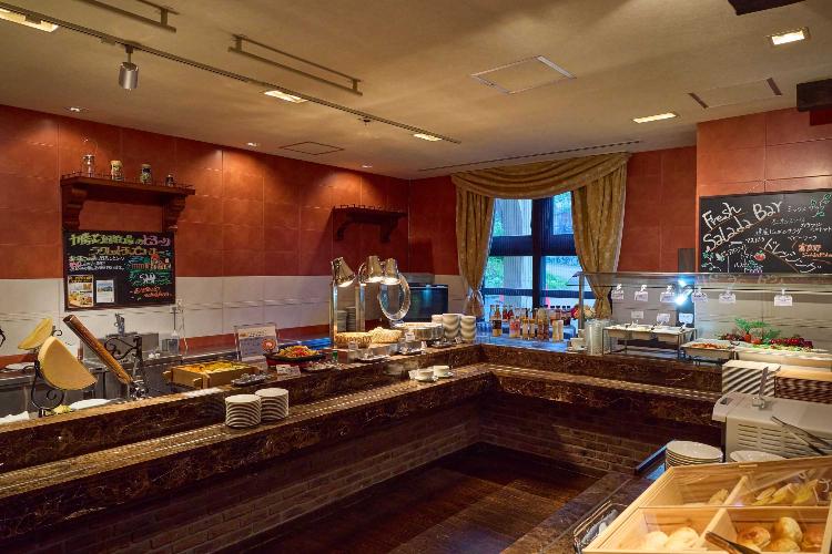 【朝食会場/ビュッフェライン】お好みのものを、好きなだけ。