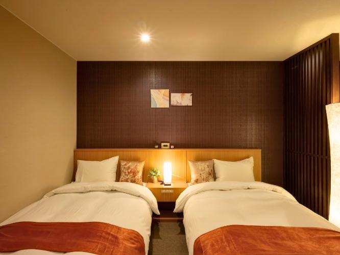 椅子テーブルセット付「和モダンツイン」窓辺の緑を見ながら語らいのひと時をどうぞ。