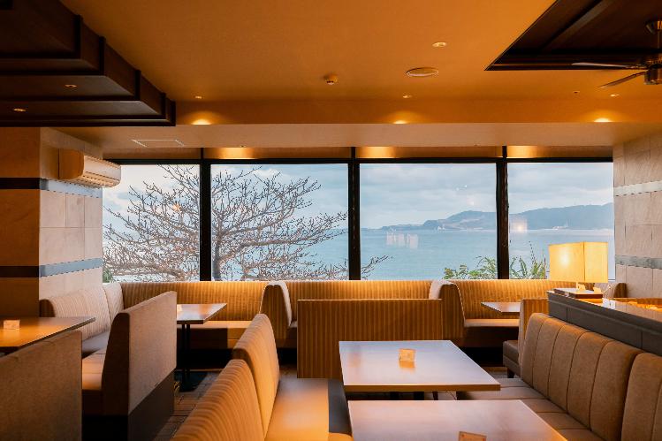 シーサイドレストラン