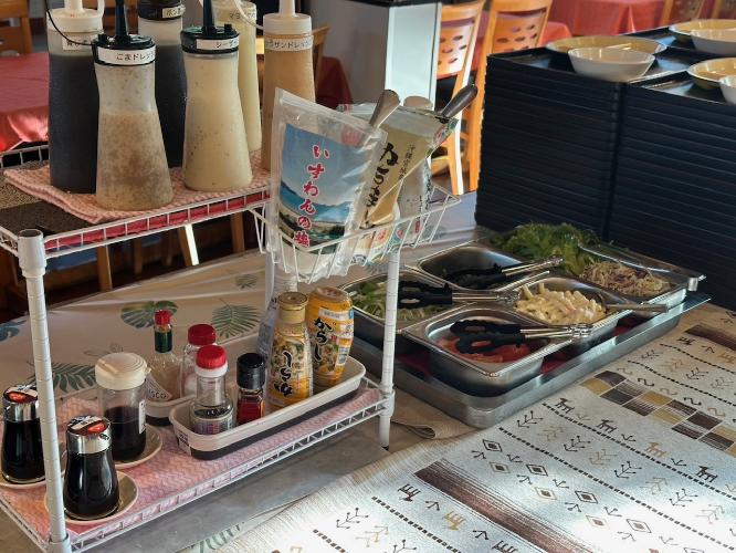 朝食バイキング