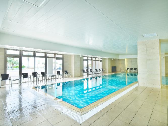 インドアプール