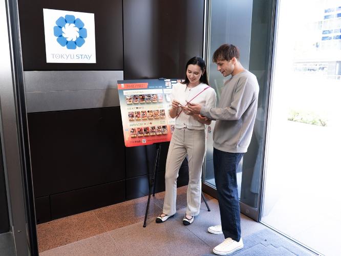 1階ロビー(正面玄関)