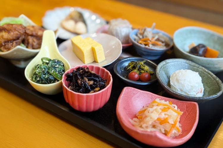 GR.朝食バイキング