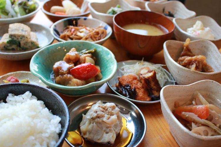 GR.朝食バイキング