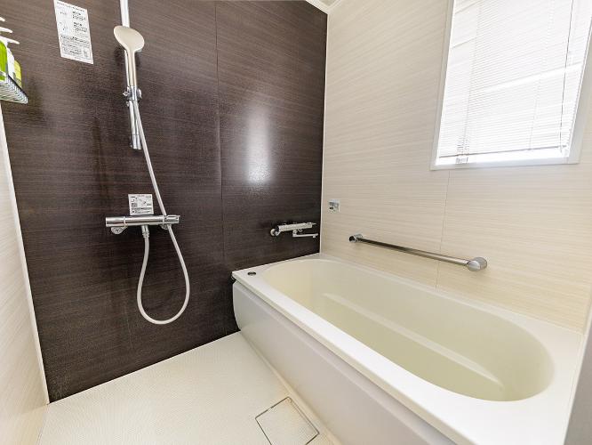 バス・トイレがセパレートなので広々とお使いいただけます