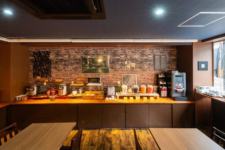 レストラン『ダイニング四季彩』店内