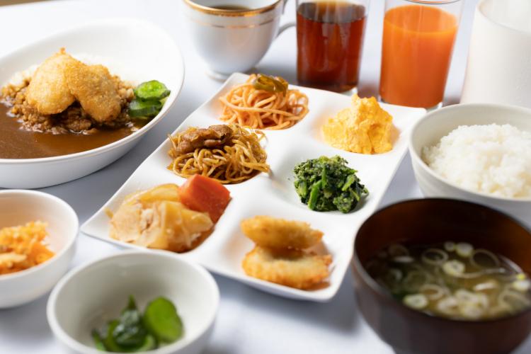 無料朝食（ビュッフェ）