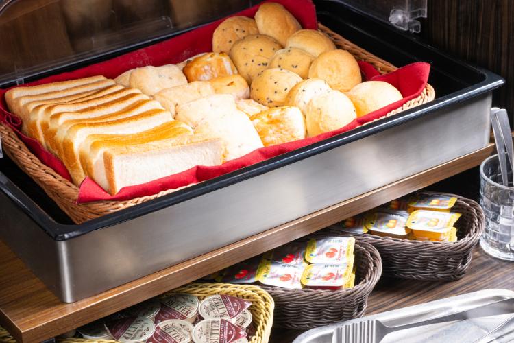 朝食はパン派の方もご安心してお越しください