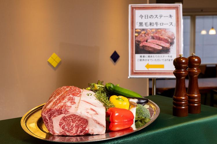 和洋食バイキング　LIVEスポットコーナー「黒毛和牛ステーキ」