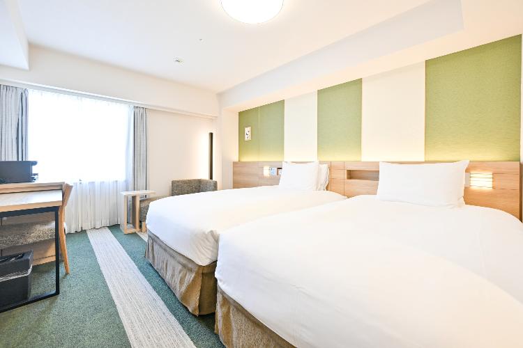 【モデレートツインルーム（2名）】ベッド幅120cm×200cm バス、トイレ、洗面台の三点独立タイプ