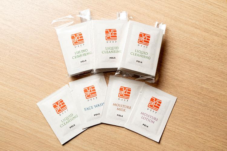 基礎化粧品（クレンジング・洗顔・乳液・化粧水）