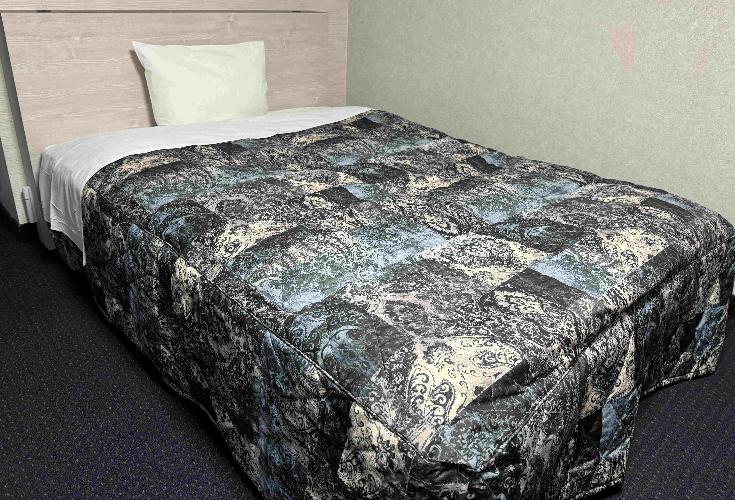 ★広々!ダブルベッド使用(140cm)40インチ液晶TV★