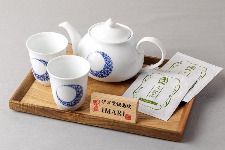 客室備品:伊万里焼のティーセット