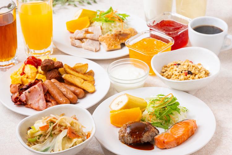 朝食盛り付け例