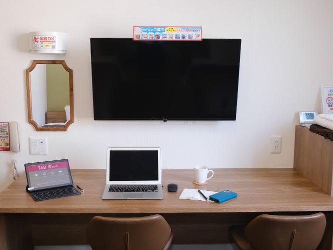 【禁煙】【シャワーブース完備】スタンダード・ツイン・２１平米・シングルベッド×２台・客室にお風呂はございません・１階の大浴場をお楽しみくださいませ・お部屋からの眺望は望めません