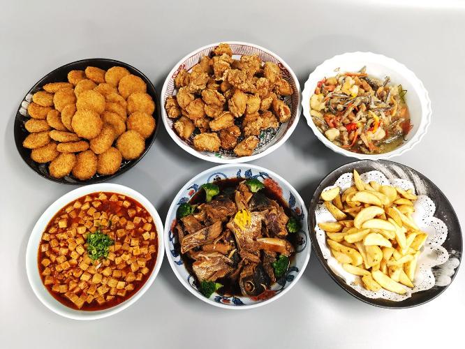 【3〜5月】夕食バイキング一例<BR>