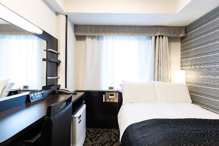 セミダブルルーム　本館　(11平米、ベッド幅120cm)