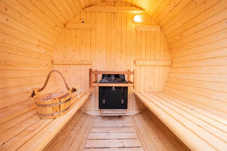 屋外で体感するフィンランドバレルサウナをお愉しみいただけます。