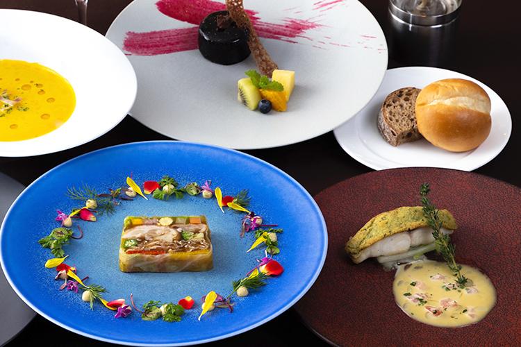 コース料理イメージ（メインディッシュ魚）