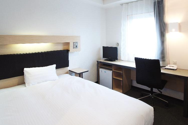 シングル/ダブルルーム