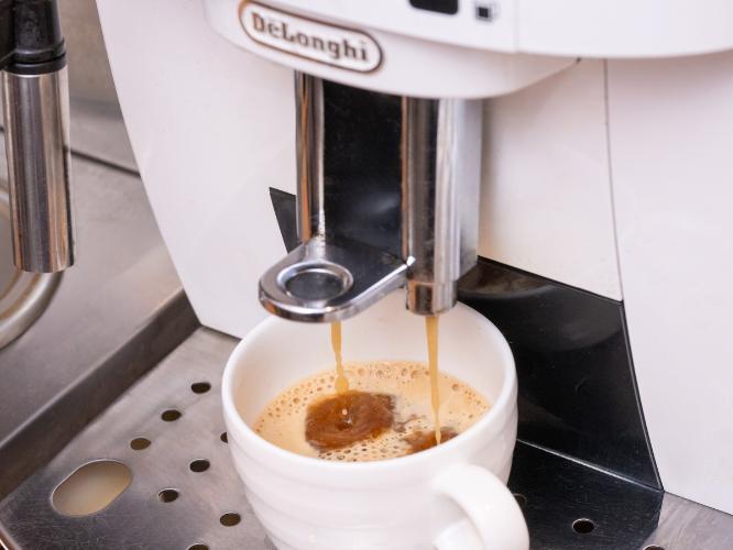 一杯ずつ丁寧に抽出した、香り豊かなコーヒー。<BR>ゆったりとしたひとときをお楽しみください。