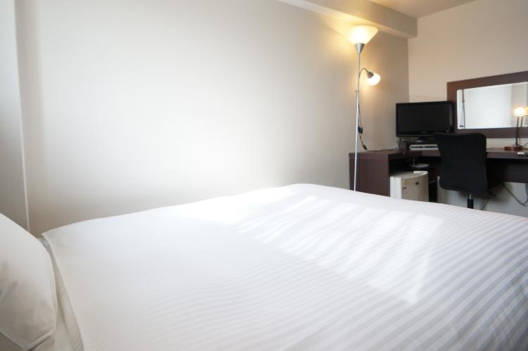 ■ダブルベット幅140cm。広さ15平米■シングルＡタイプではお一人様で◇ダブルＡタイプではお二人様でご利用