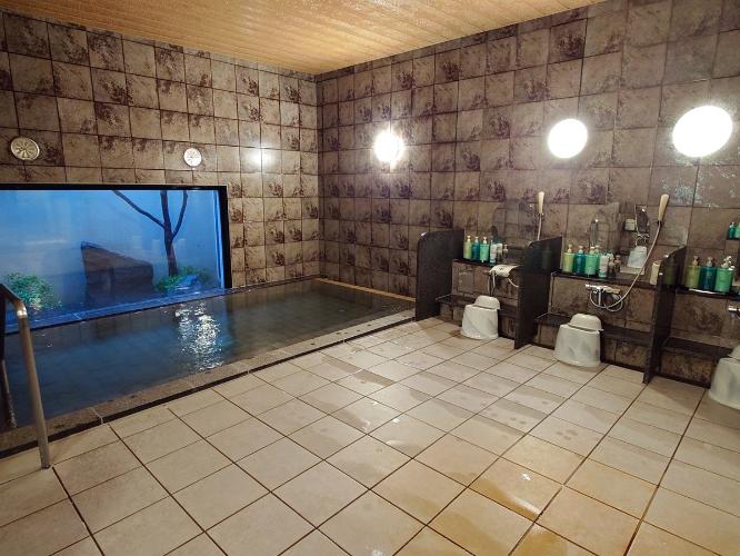 ■ラジウム人工温泉大浴場「旅人の湯」