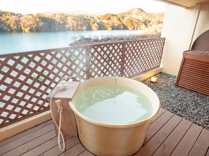 スーペリア露天風呂付和室　※客室の一例/画像の浴槽は温泉ではございません