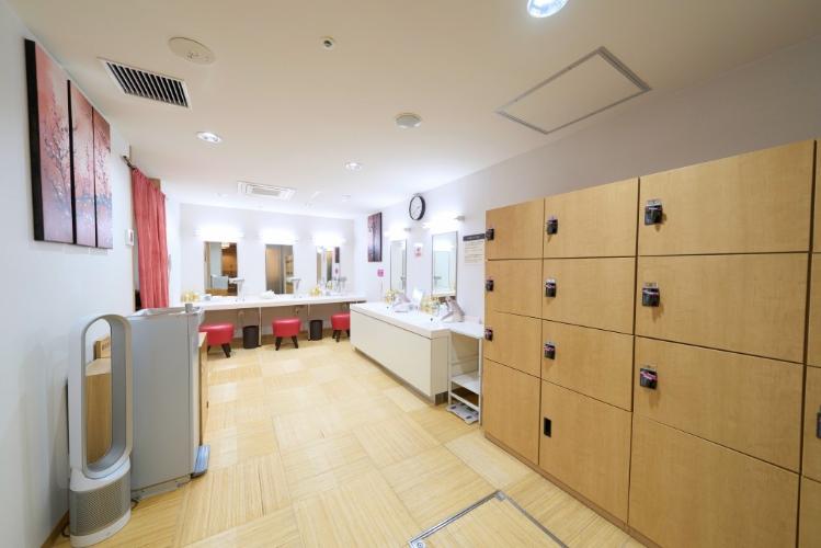 女性浴場脱衣場