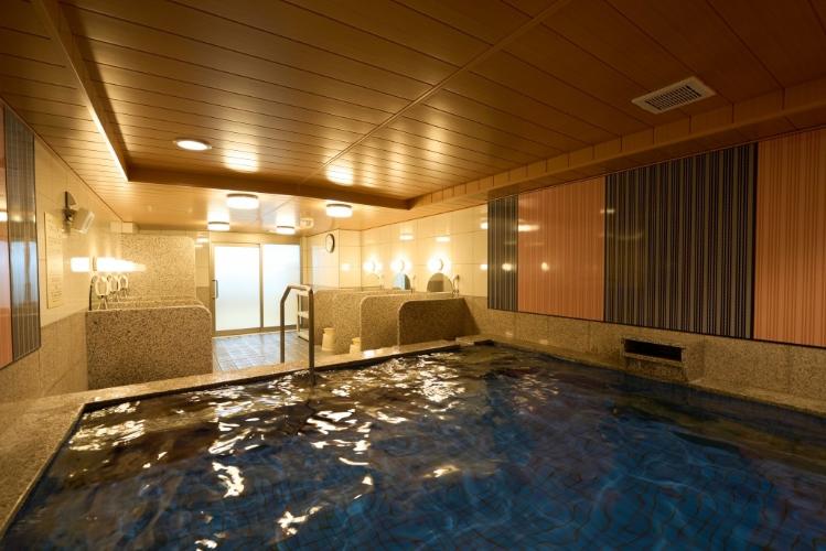 【女性浴場】光明石温泉（準天然・人工）「博美の湯」〜はくびのゆ〜 身体の芯から温まり湯冷めしにくい効果があります。お湯がやわらかく湯ざわりが良い為、別名「つるつる素肌の湯」と言われています。