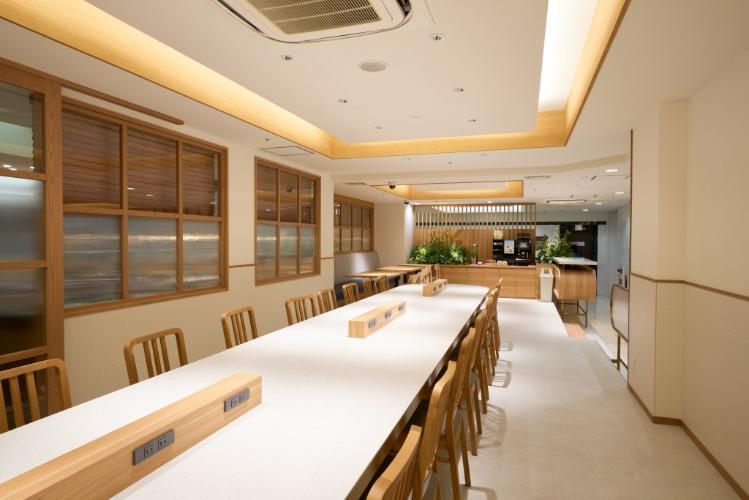 ロビーラウンジ