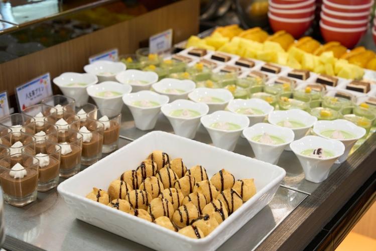 デザートコーナー