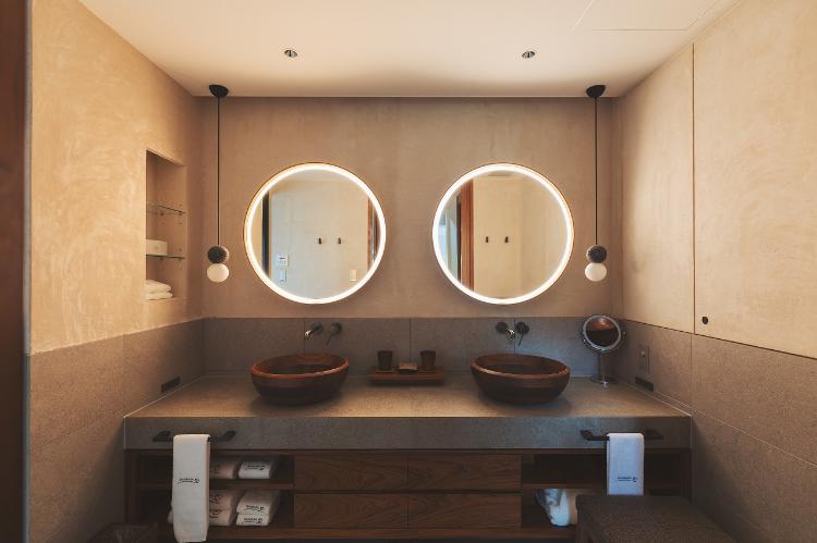 マナサヴィラ ベイシン