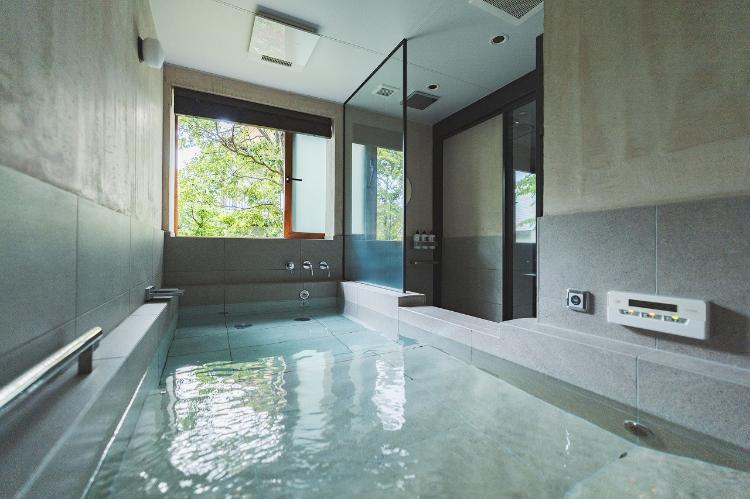 マナサヴィラ 浴室