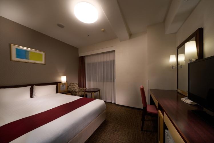 本館ダブルルーム（14平米）